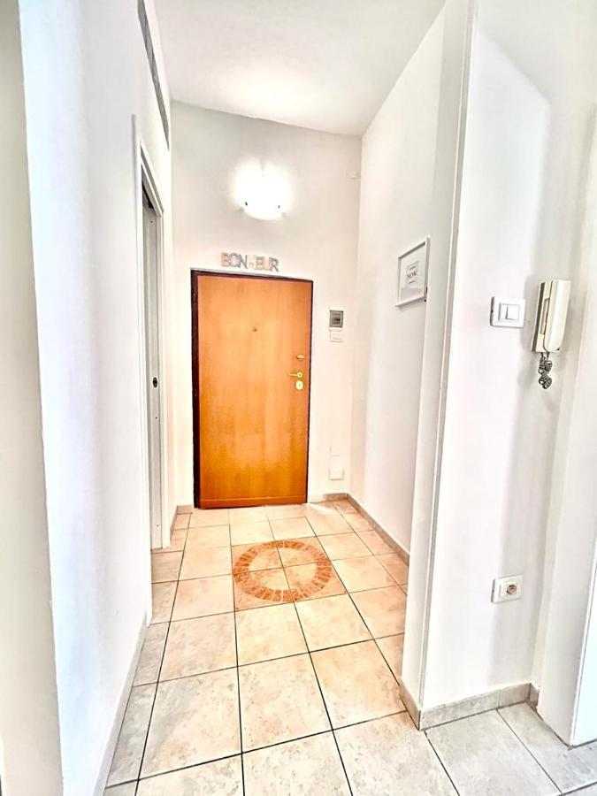 Newhouse Class 2 Apartment *